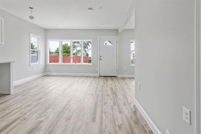 34 Stowe Ave, House other with 2 bedrooms, 1 bathrooms and 4 parking in Riverside RI | Image 14