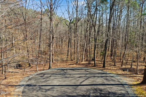 896 Monterey Valley Dr, Chapel Hill, NC, 27516-7228 | Card Image