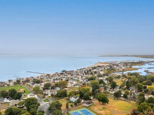 37 8th Ave, Milford, CT, 06460-5328 | Card Image