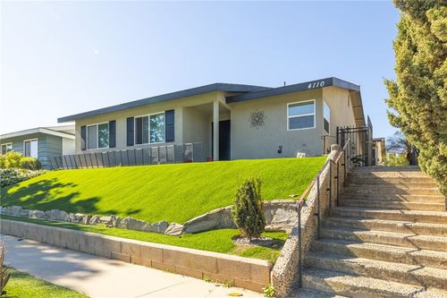 4110 Hathaway Ave, Long Beach, CA, 90815-2618 | Card Image