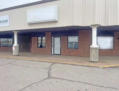 215 N Central Ave, Duluth, MN, 55807-2402 | Card Image