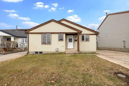 217 Bird Cres, Fort Mcmurray, AB, T9H4T4 | Card Image