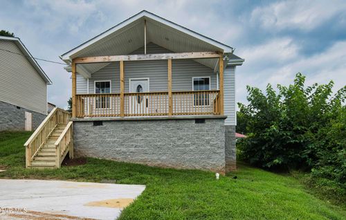 1720 Pendleton St, Kingsport, TN, 37660-1248 | Card Image