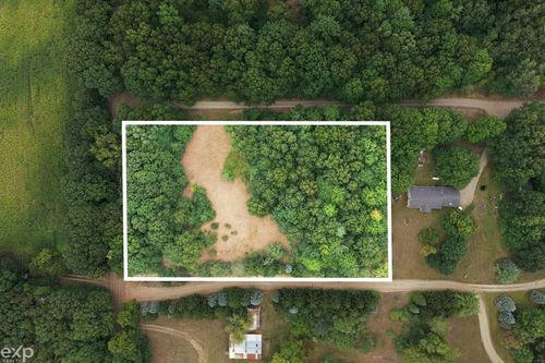 5232 Hasslick Road, North Branch Township, MI, 48461 | Card Image