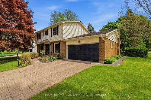 196 Wychwood Pk, London, ON, N6G1R9 | Card Image