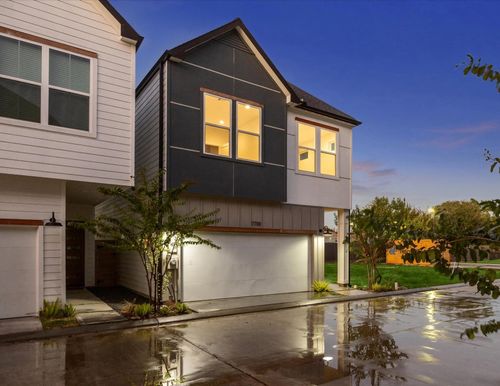 7702 Sky Dweller Dr, Houston, TX, 77055-2163 | Card Image