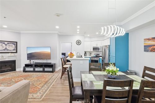 apt-104-14914 Hamlin St, Van Nuys, CA, 91411-1455 | Card Image