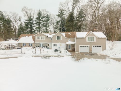 82 Sunnyside St, Yantic, CT, 06389-1010 | Card Image