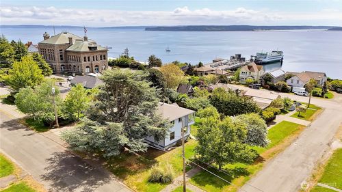 340 Pierce St, Port Townsend, WA, 98368-8131 | Card Image