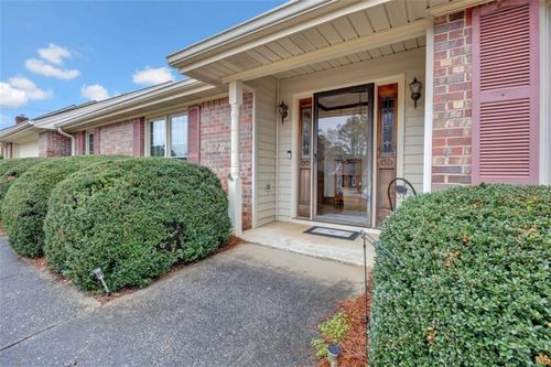 3898 Carriage Ln Sw, Conyers, GA, 30094-4061 | Card Image