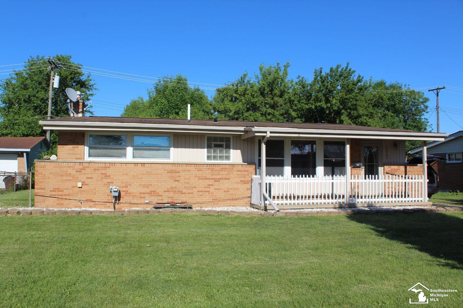 Garden St, Livonia, MI 48150