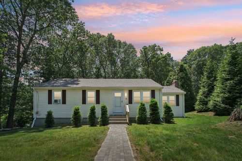 74 Oriole Dr, Whitinsville, MA, 01588-1723 | Card Image