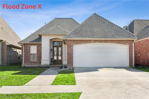 8418 Le Marie Ct, Denham Springs, LA, 70706-1536 | Card Image