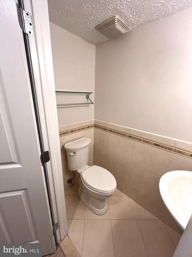 1567 Bennington Woods Ct, Townhouse with 3 bedrooms, 2 bathrooms and null parking in RESTON VA | Image 11