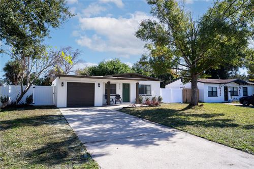 8155 65th Way N, Pinellas Park, FL, 33781-2157 | Card Image