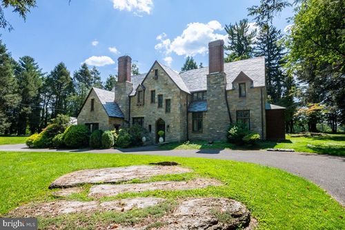 1804 Bernville Rd, READING, PA, 19601-1112 | Card Image