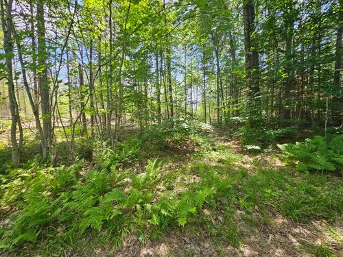 19A Quaker Ridge Road, Leeds, ME, 04263 | Card Image