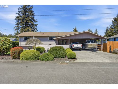 2820 Country Club Ct, Reedsport, OR, 97467-1852 | Card Image