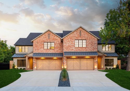 9232 San Fernando Way, Dallas, TX, 75218-3655 | Card Image