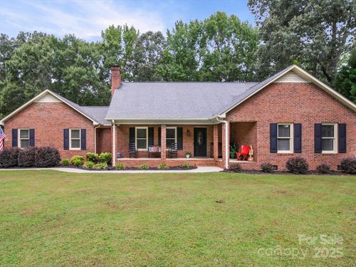 102 Jeffrey Cir, Wingate, NC, 28174-9625 | Card Image