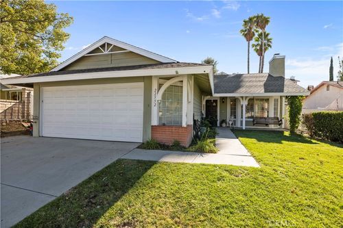 22552 Barcotta Dr, Saugus, CA, 91350-1387 | Card Image