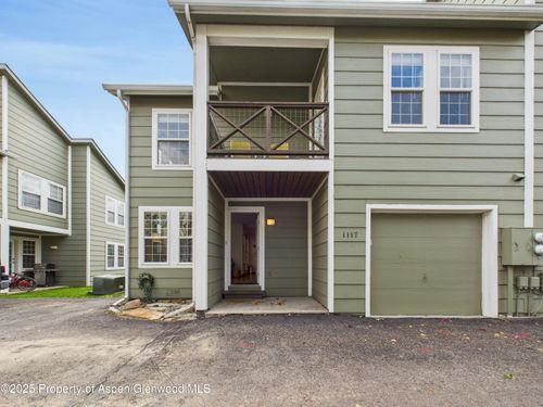 1117 Cara Ct, Carbondale, CO, 81623-2823 | Card Image