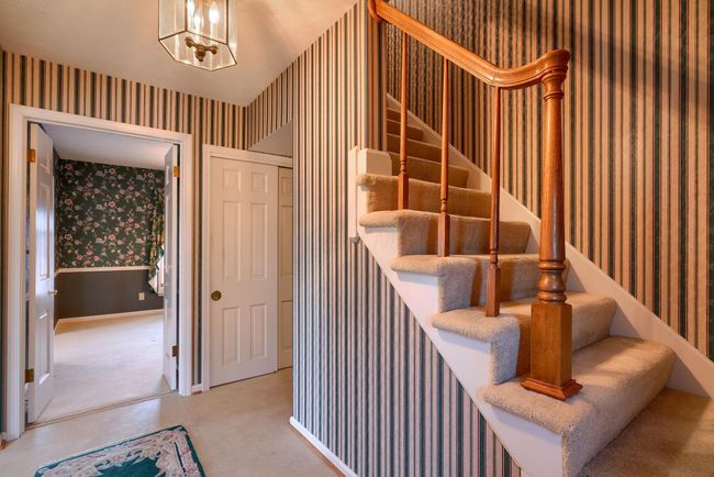 416 Crestview Dr Ne, House other with 4 bedrooms, 3 bathrooms and null parking in Lancaster OH | Image 33