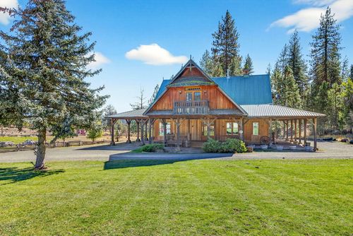 16799 Highway 66, Ashland, OR, 97520-9432 | Card Image