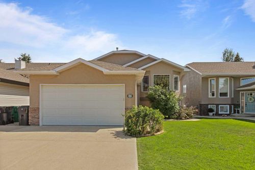 86 Heritage Blvd W, Lethbridge, AB, T1K6R9 | Card Image