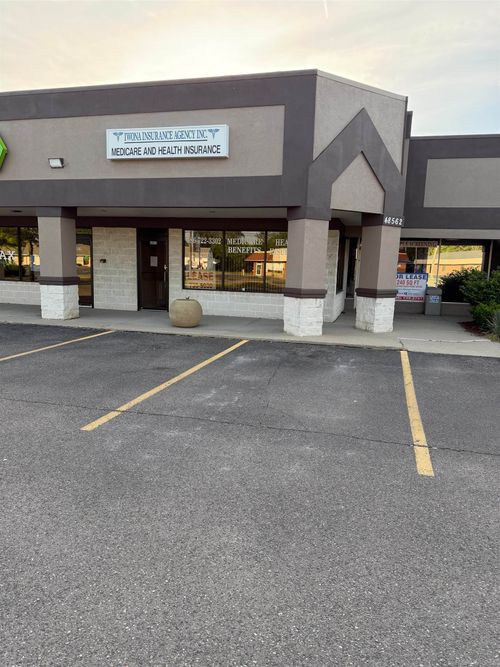 48562 Van Dyke Avenue, Shelby Charter Township, MI, 48317 | Card Image