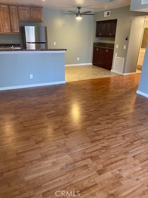 apt-912-18802 Mandan St, Canyon Country, CA, 91351-3763 | Card Image