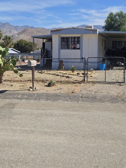 9109 Navajo Ave, Weldon, CA, 93283-9739 | Card Image