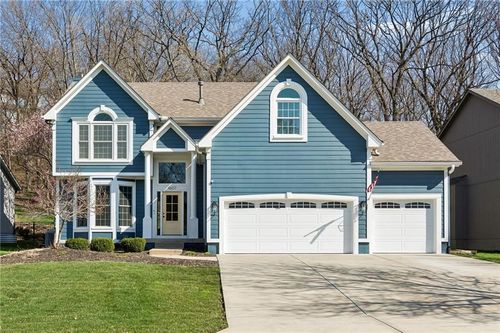 4607 Aminda St, Shawnee, KS, 66226-2459 | Card Image