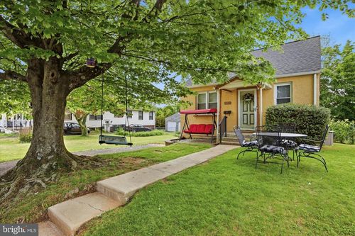 526 Garfield Ave, Glenside, PA, 19038-1222 | Card Image