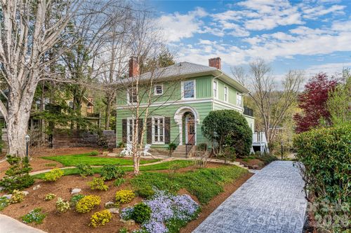 18 Edgemont Rd, Asheville, NC, 28801-1514 | Card Image