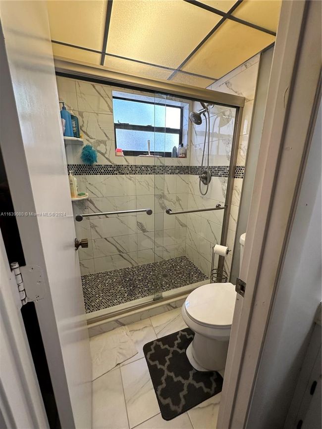APT-202 - 6701 N University Dr, Condo with 2 bedrooms, 2 bathrooms and null parking in Tamarac FL | Image 14