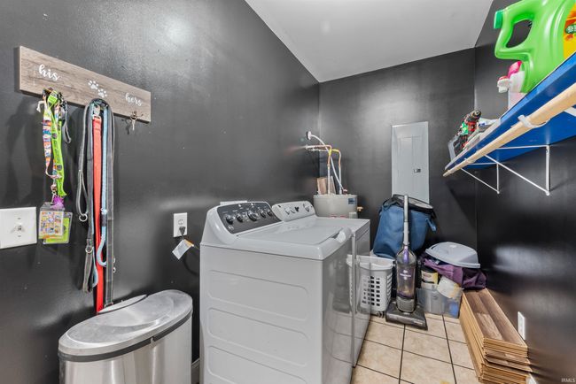 2325 N Huntington Rd, House other with 3 bedrooms, 2 bathrooms and null parking in Marion IN | Image 27