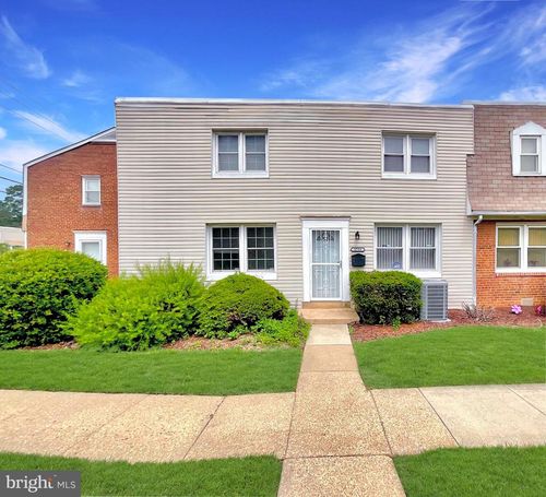 54-2733 Iverson St, TEMPLE HILLS, MD, 20748-1505 | Card Image