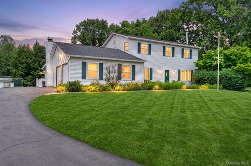 5 Gene Ct, East Fishkill, NY, 12533-5904 | Card Image