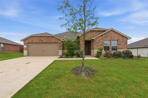 1318 Boulder Dr, Cedar Hill, TX, 75104-3933 | Card Image