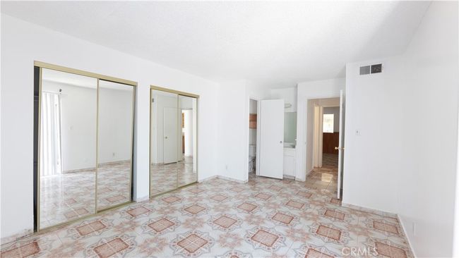 1723 Appleton Way, Condo with 2 bedrooms, 2 bathrooms and 2 parking in Pomona CA | Image 11