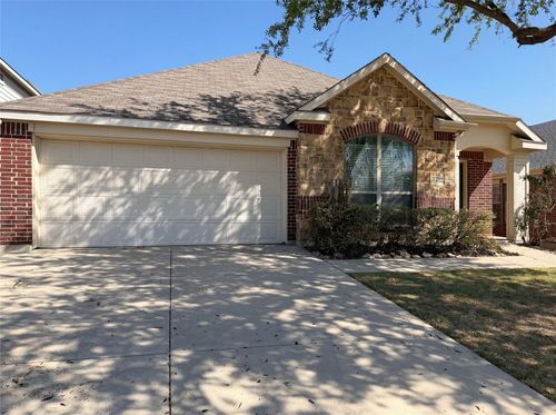 6452 Spring Ranch Dr, Fort Worth, TX, 76179-7771 | Card Image