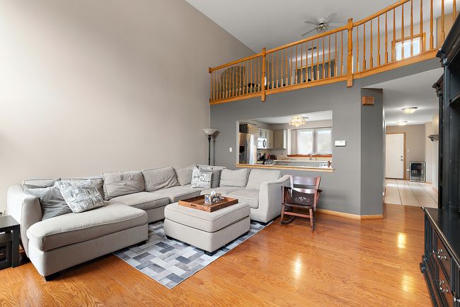 7706 Northfield Ln, Townhouse with 2 bedrooms, 4 bathrooms and 2 parking in Tinley Park IL | Image 9