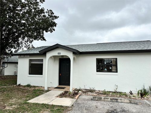 426 Las Palmas Cir, Avon Park, FL, 33825-4205 | Card Image