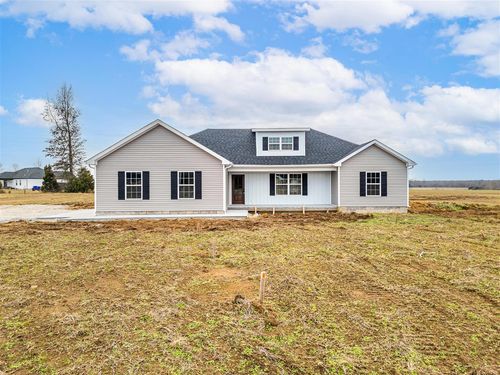 108 Owen Martin Ln, Lewisburg, KY, 42256-8900 | Card Image