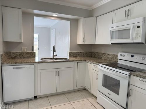 4404-4402-4404 Santa Barbara Blvd, Cape Coral, FL, 33914-8328 | Card Image