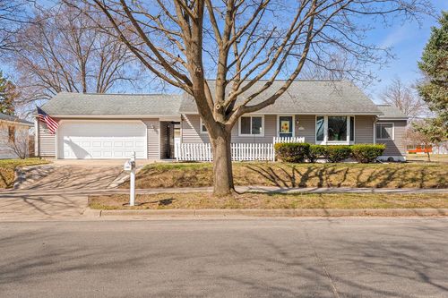 3400 28th Street, La Crosse, WI, 54601 | Card Image