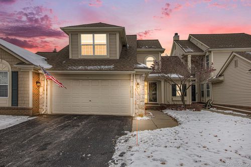 46501 Killarney Cir, Canton, MI, 48188-3504 | Card Image