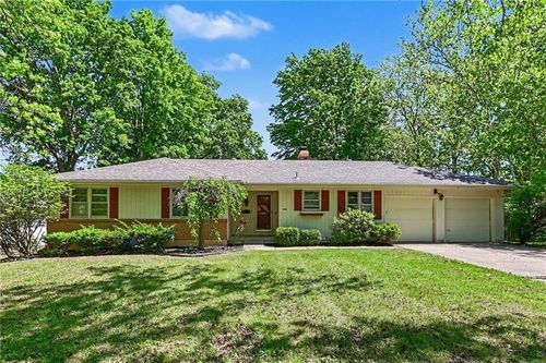 10508 82nd St, Raytown, MO, 64138-2150 | Card Image