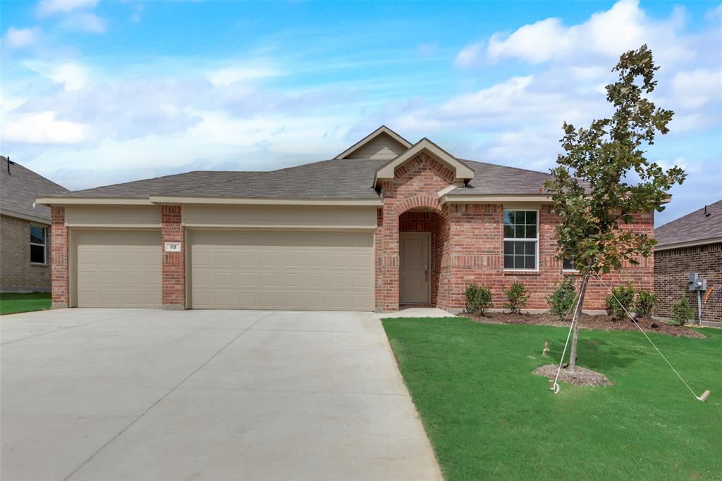 Lakeway Ln, Justin, TX 76247